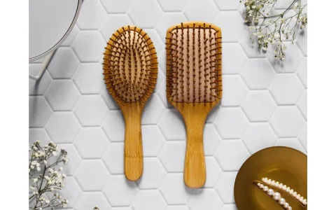 Quels types de brosses pour les cheveux bouclés ?